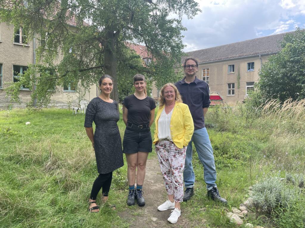 Besuch des Projektes „EnergieBasisKultur - Energieversorgung für Kulturquartier“ – Staatssekretärin Dr. Friederike Haase und mit Mitgliedern des Vereins Haus des Wandels e.V.